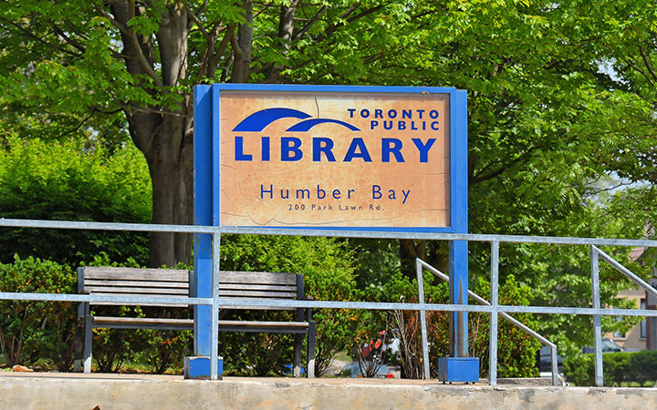 042-Walk to the Local Library