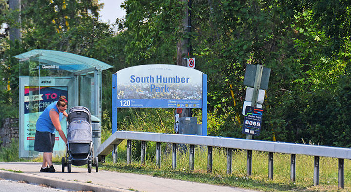 043-Easily Access the Humber River Trail Just Up from Your House